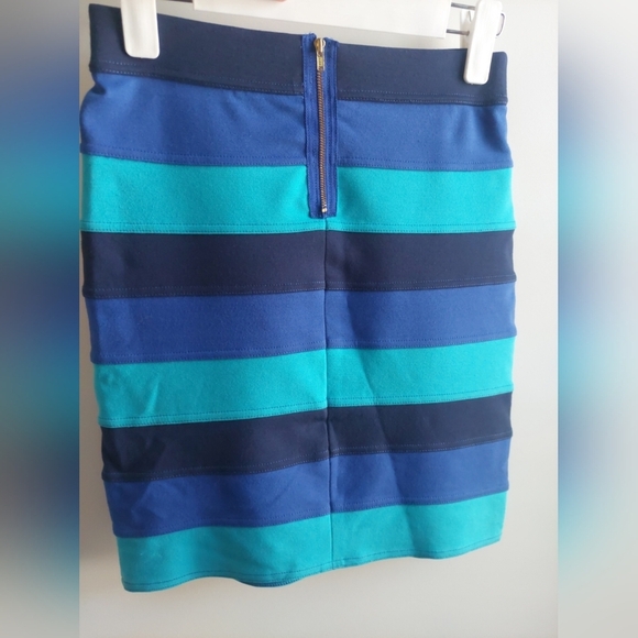 Lilly Pulitzer Blue Stripe Pencil Bandage Skirt XS - Picture 3 of 5